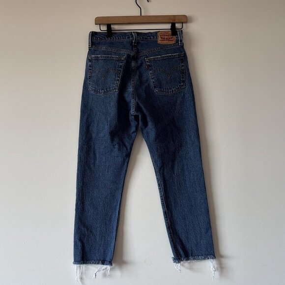 Levi's Womens 501 Button Fly Blue Denim Raw Hem Jeans Sz 28 (FITS LIKE A 26) - Picture 1 of 16
